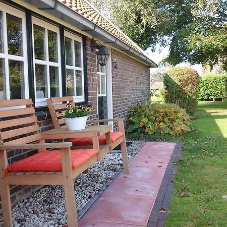 B&B De Luttikhoeve Giethmen ภายนอก รูปภาพ
