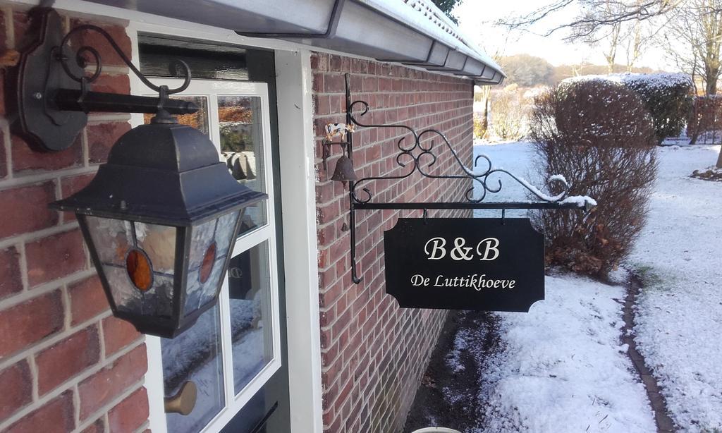 B&B De Luttikhoeve Giethmen ภายนอก รูปภาพ